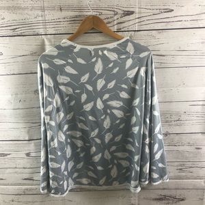 🌞Lucine Grey Feather Patterned Poncho w/pocket